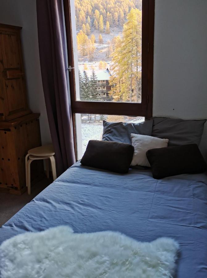 Grand studio 4 à 6 personnes, au pied des pistes Vars  Extérieur photo